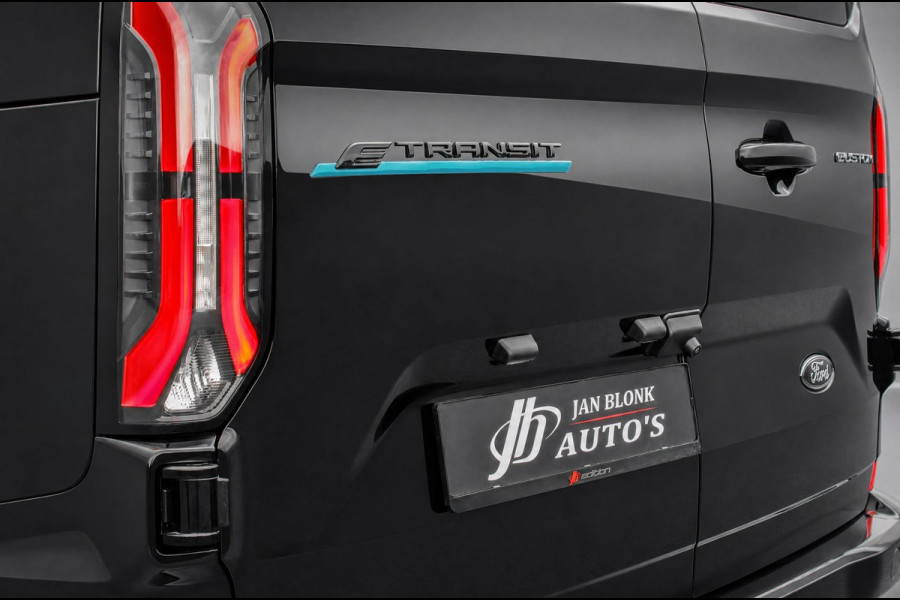 Ford E-Transit Cust. 320 L2H1 Limited 71 kWh DC DUBBEL CABINE / JB- EDITON / CAMERA / 370KM RANGE / APPLE CARPLAY DRIVERS- PACK
