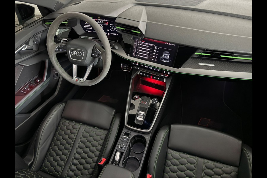 Audi A3 Limousine 2.5 TFSI RS 3 quattro Pano|Massage|Hulk|B&O|BlindSpot|ACC