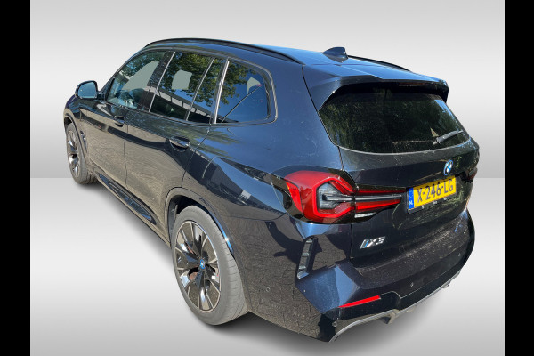 BMW iX3 High Executive 80 kWh / Trekhaak / Panoramadak / 360Camera / Head-up / 20'' / Leder / Harman Kardon / Sfeerverlichting / Dodehoek / DAB / Stuur+Stoelverwarming / ACC