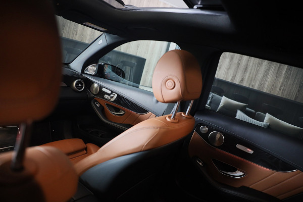 Mercedes-Benz GLC 300e 4MATIC AMG 63 Look / Head Up / Memory / Open Pano / 360 Camera / Cc / Lane Assist / Led / 20 Inch