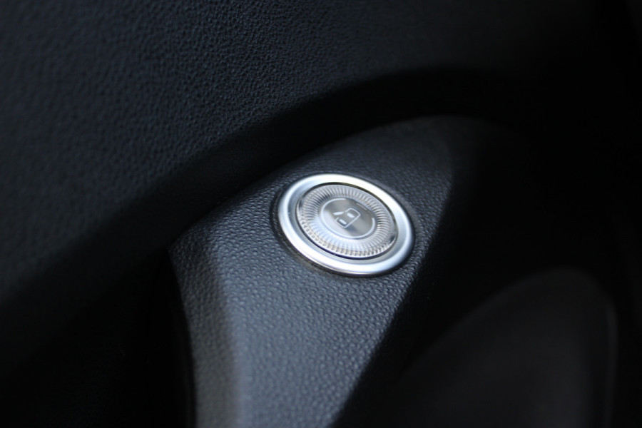 Fiat 500 Icon 42 kWh | Camera | BLIS | Stoelverwarming | Carplay