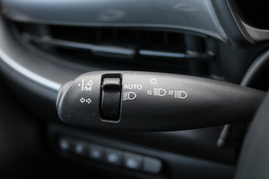 Fiat 500 Icon 42 kWh | Camera | BLIS | Stoelverwarming | Carplay