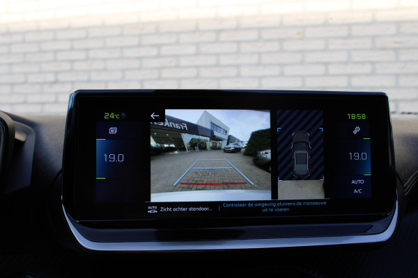 Peugeot e-2008 EV GT 50 kWh | Camera | Navigatie | BLIS | Carplay | Stoelverwarming