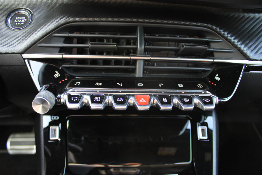 Peugeot e-2008 EV GT 50 kWh | Camera | Navigatie | BLIS | Carplay | Stoelverwarming
