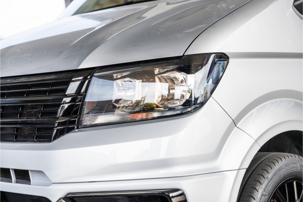 Volkswagen Crafter 35 2.0 TDI DSG L3H2 | Navigatie | Camera | CarPlay | Trekhaak | 3-Zitter | DAB | Nieuwe APK