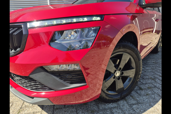 Škoda Kamiq 1.5 TSI ACT Business Edition,Cruisecontrol,Nav/Camera/Carplay,Stoel/Stuurverwarming,parkcontrol,