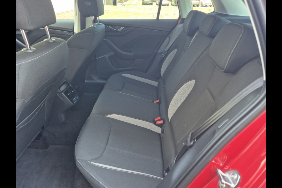 Škoda Kamiq 1.5 TSI ACT Business Edition,Cruisecontrol,Nav/Camera/Carplay,Stoel/Stuurverwarming,parkcontrol,