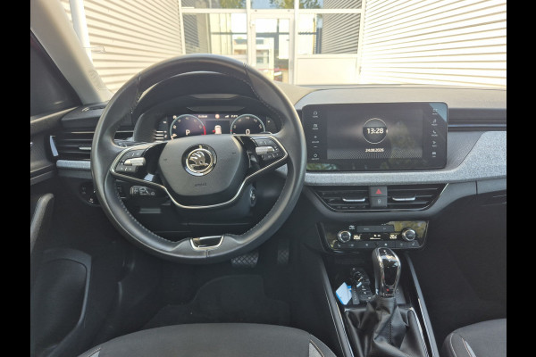 Škoda Kamiq 1.5 TSI ACT Business Edition,Cruisecontrol,Nav/Camera/Carplay,Stoel/Stuurverwarming,parkcontrol,