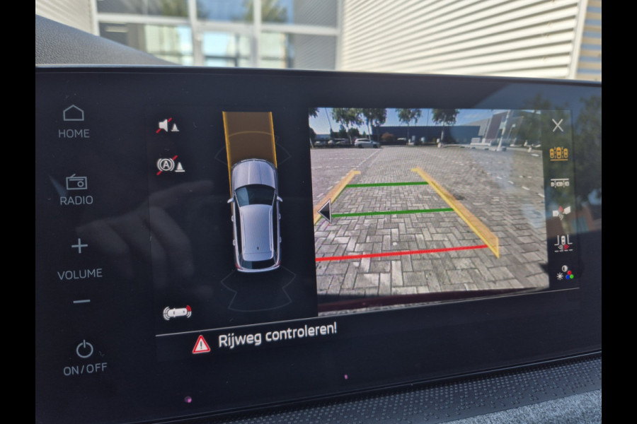 Škoda Kamiq 1.5 TSI ACT Business Edition,Cruisecontrol,Nav/Camera/Carplay,Stoel/Stuurverwarming,parkcontrol,