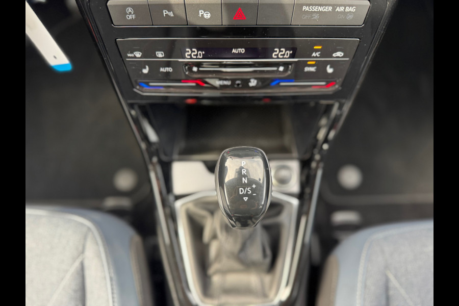Volkswagen T-Cross 1.0 TSI Life Edition,Autom,Navigatie/Camera/Carplay,Cruisecontrol,stoelverwarming,