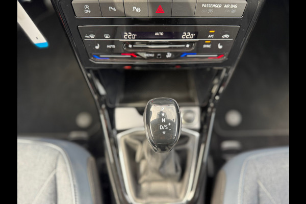 Volkswagen T-Cross 1.0 TSI Life Edition,Autom,Navigatie/Camera/Carplay,Cruisecontrol,stoelverwarming,