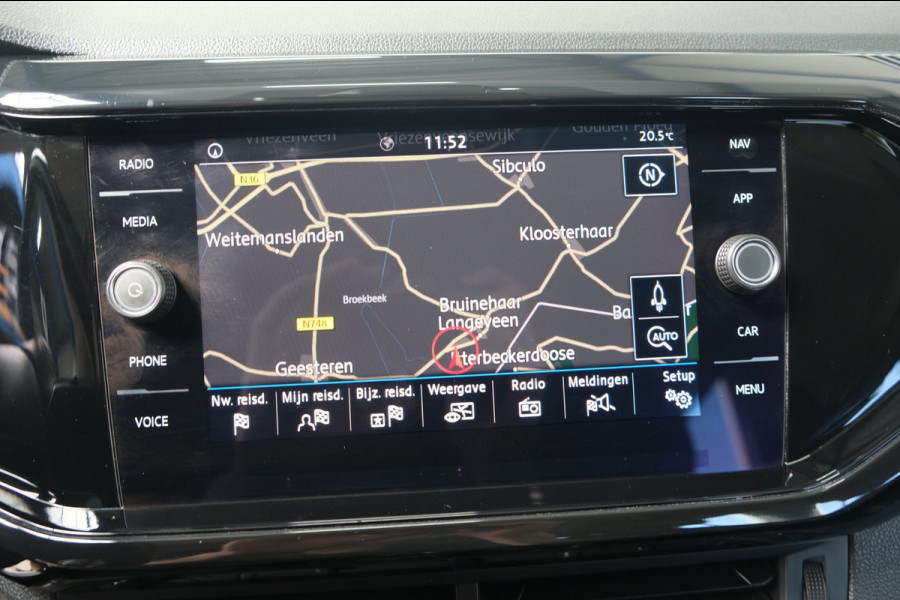 Volkswagen T-Cross 1.0 TSI Life - N.A.P. Airco, Cruise, PDC, Navi.