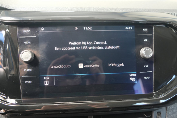 Volkswagen T-Cross 1.0 TSI Life - N.A.P. Airco, Cruise, PDC, Navi.