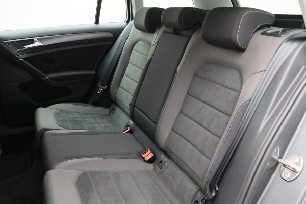 Volkswagen Golf Variant 1.5 TSI Comfortline Business ACC, Apple Carplay, Sportstoelen, Climate, PDC