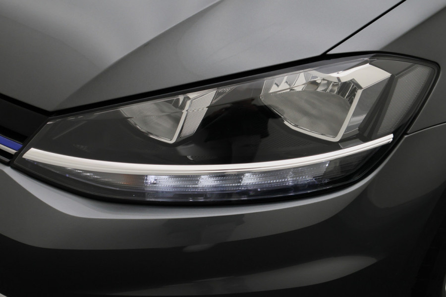 Volkswagen Golf Variant 1.5 TSI Comfortline Business ACC, Apple Carplay, Sportstoelen, Climate, PDC