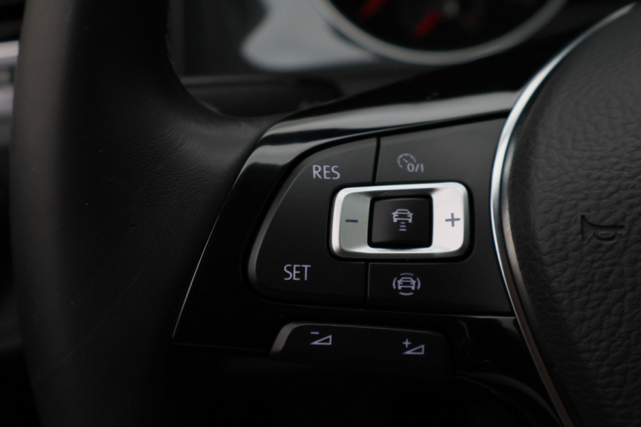 Volkswagen Golf Variant 1.5 TSI Comfortline Business ACC, Apple Carplay, Sportstoelen, Climate, PDC