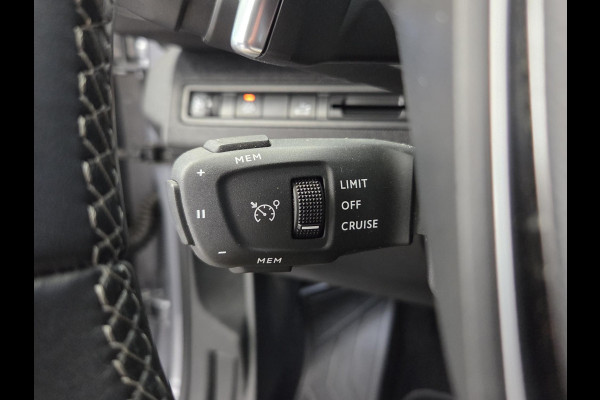 Peugeot 5008 1.2 PureTech Blue Lease Allure 7-Persoons Navigatie Full-led