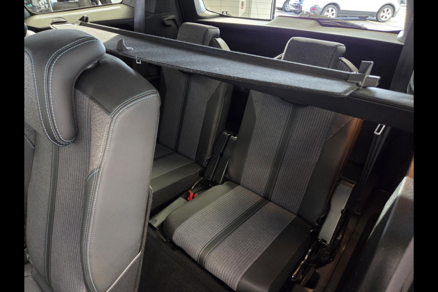 Peugeot 5008 1.2 PureTech Blue Lease Allure 7-Persoons Navigatie Full-led