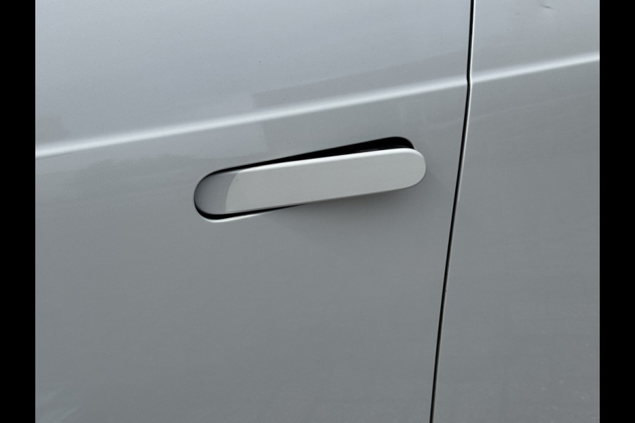 Honda E Advance 17" | Parelmoer |