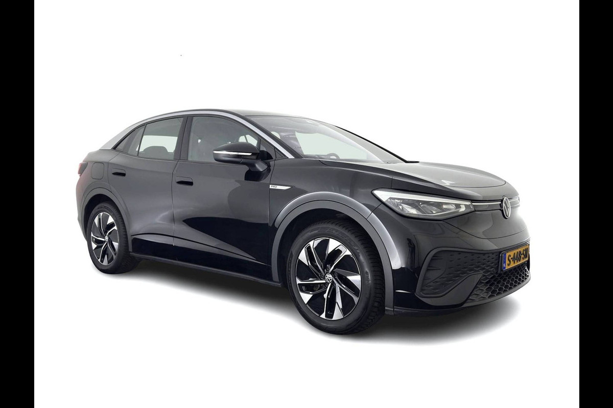 Volkswagen ID.5 Pro Business 77 kWh [3-Fase-11kW] {SoH-93%} (INCL-BTW) *HEATPUMP | LEATHER-ALCANTARA | FULL-LED | ADAPTIVE-CRUISE |  DIGI-COCKPIT | HEATED-COMFORTSEATS | KEYLESS | DAB+ | AMBIENTLIGHT | NAVI-FULLMAP | CAMERA | TOWBAR | HEAD-UP | 19''AL