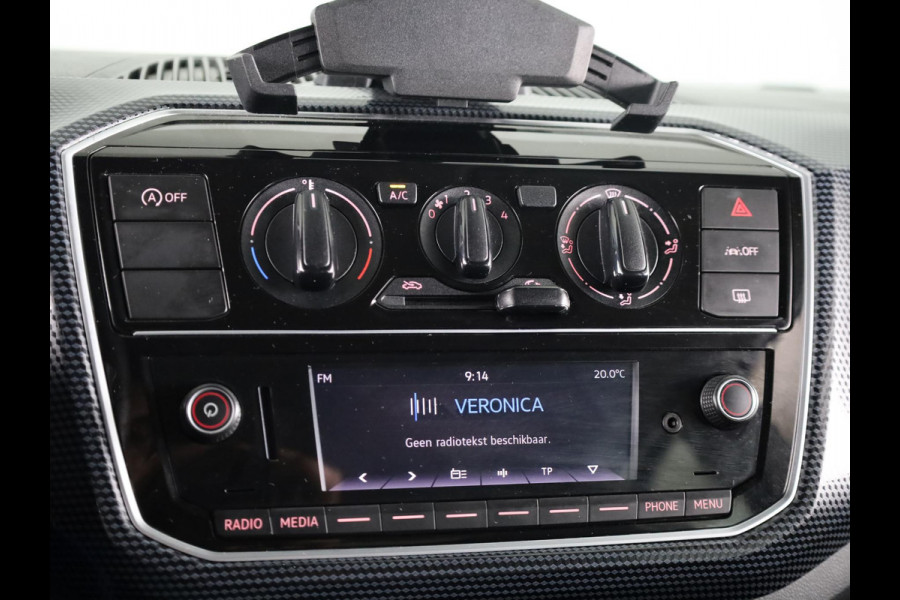 Volkswagen up! 1.0 65 pk | Navigatie via App | Airco | Parkeersensoren achter | Achteruitrijcamera | Cruise control |