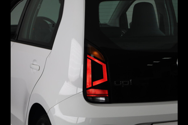 Volkswagen up! 1.0 65 pk | Navigatie via App | Airco | Parkeersensoren achter | Achteruitrijcamera | Cruise control |