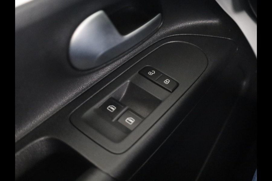 Volkswagen up! 1.0 65 pk | Navigatie via App | Airco | Parkeersensoren achter | Achteruitrijcamera | Cruise control |