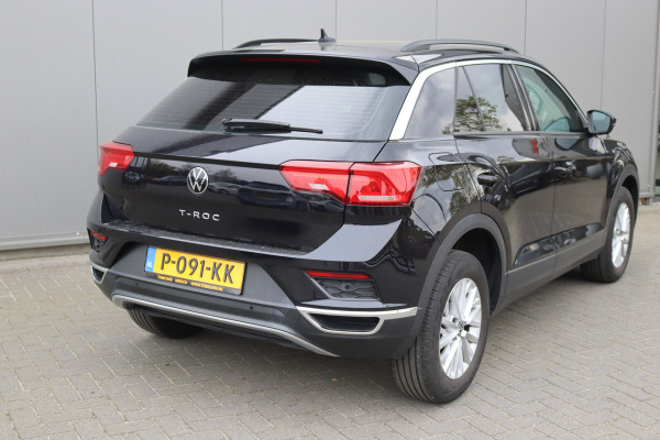 Volkswagen T-Roc 1.0 TSI Style Business Adaptive-cruise/Parkeerhulp/Stoelverwarming/Carplay