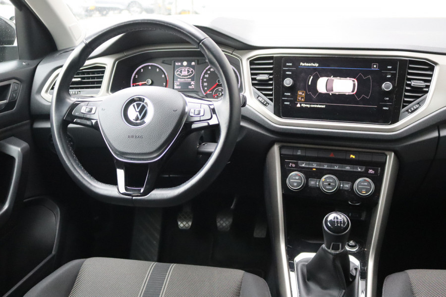 Volkswagen T-Roc 1.0 TSI Style Business Adaptive-cruise/Parkeerhulp/Stoelverwarming/Carplay