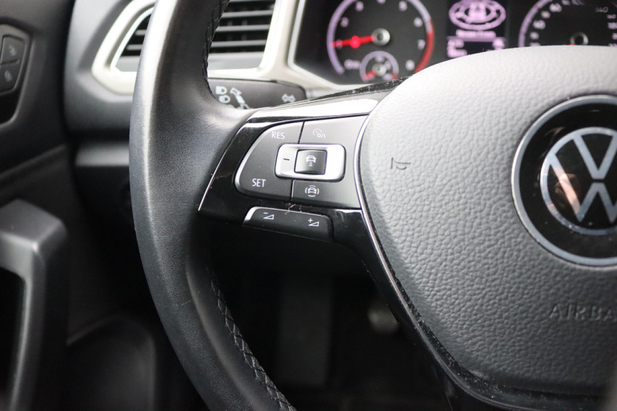 Volkswagen T-Roc 1.0 TSI Style Business Adaptive-cruise/Parkeerhulp/Stoelverwarming/Carplay