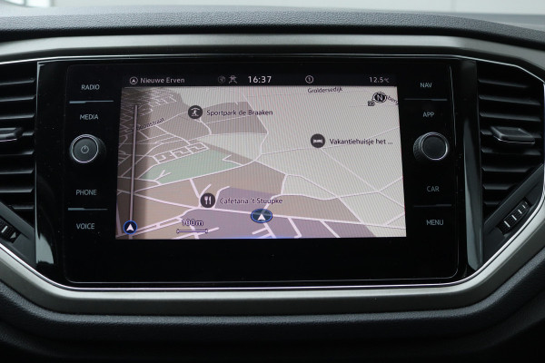 Volkswagen T-Roc 1.0 TSI Style Business Adaptive-cruise/Parkeerhulp/Stoelverwarming/Carplay