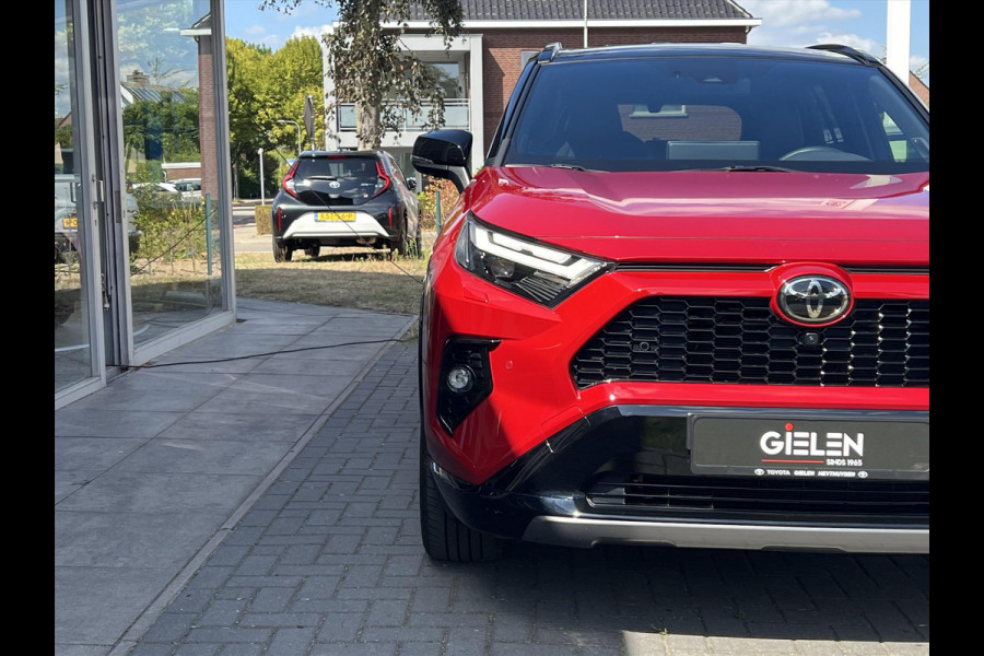 Toyota RAV4 2.5 Hybrid AWD GR Sport | JBL, Geheugenfunctie, 360 Camera, Dodehoekherkenning, Stoel + Stuurverwarming, 19 inch, 1650KG Trekgew