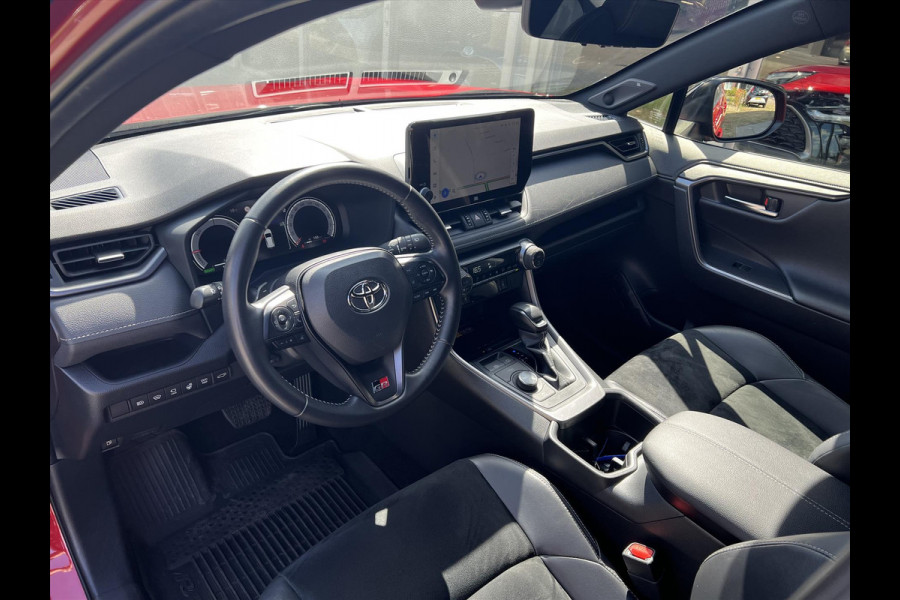 Toyota RAV4 2.5 Hybrid AWD GR Sport | JBL, Geheugenfunctie, 360 Camera, Dodehoekherkenning, Stoel + Stuurverwarming, 19 inch, 1650KG Trekgew