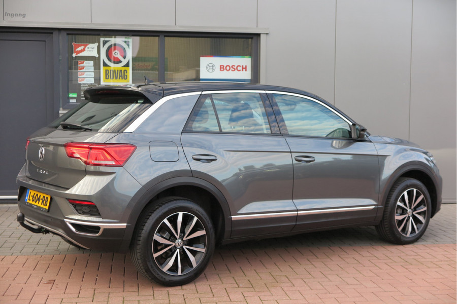 Volkswagen T-Roc 1.0 TSI 85kw 116pk Style Led, Virtual Cockpit, LMV, Camera , Trekhaak afneembaar, DAB+ ,Navigatie via Carplay, PDC etc.