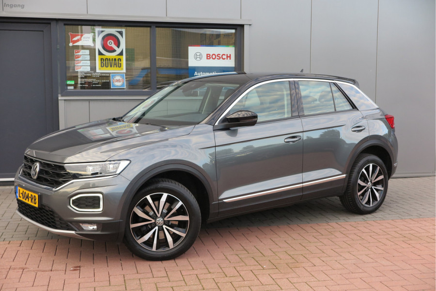 Volkswagen T-Roc 1.0 TSI 85kw 116pk Style Led, Virtual Cockpit, LMV, Camera , Trekhaak afneembaar, DAB+ ,Navigatie via Carplay, PDC etc.