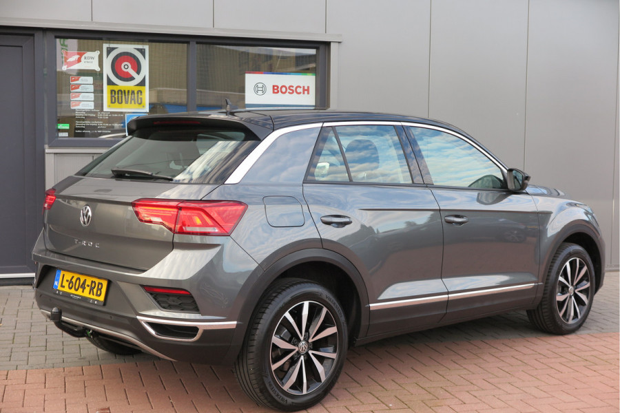 Volkswagen T-Roc 1.0 TSI 85kw 116pk Style Led, Virtual Cockpit, LMV, Camera , Trekhaak afneembaar, DAB+ ,Navigatie via Carplay, PDC etc.