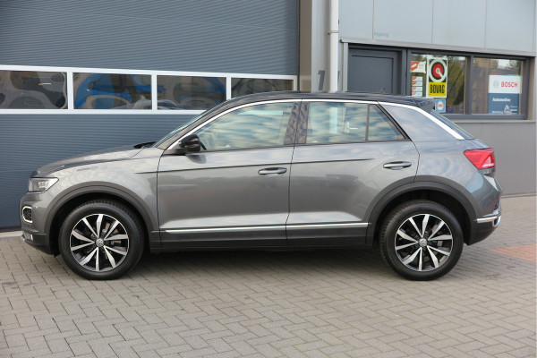 Volkswagen T-Roc 1.0 TSI 85kw 116pk Style Led, Virtual Cockpit, LMV, Camera , Trekhaak afneembaar, DAB+ ,Navigatie via Carplay, PDC etc.