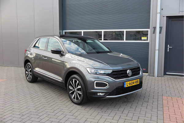 Volkswagen T-Roc 1.0 TSI 85kw 116pk Style Led, Virtual Cockpit, LMV, Camera , Trekhaak afneembaar, DAB+ ,Navigatie via Carplay, PDC etc.
