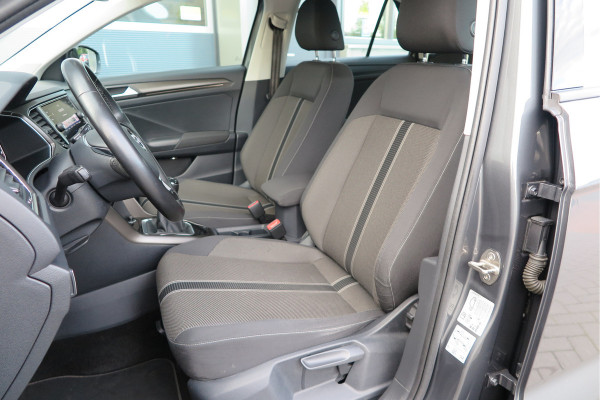 Volkswagen T-Roc 1.0 TSI 85kw 116pk Style Led, Virtual Cockpit, LMV, Camera , Trekhaak afneembaar, DAB+ ,Navigatie via Carplay, PDC etc.