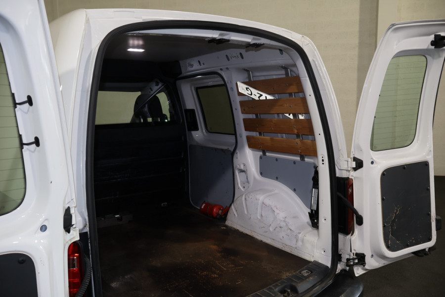 Volkswagen Caddy 2.0 TDI 102pk L1 H1 Airco Navigatie Trekhaak