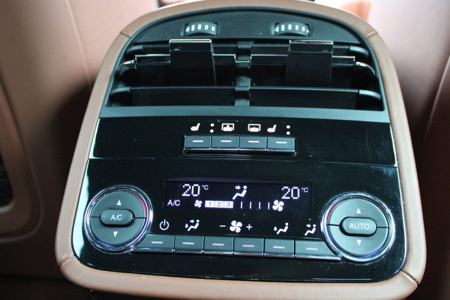 Maserati Quattroporte 3.0 S Q4 GranLusso | Leder | Adaptieve cruise | Bowers & Wilkins | Softclose