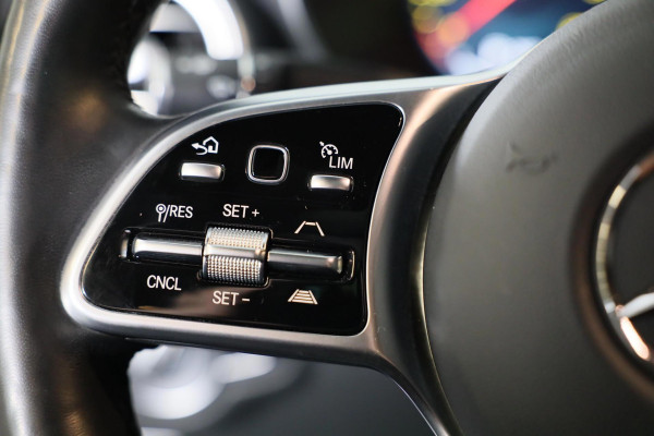 Mercedes-Benz GLC Coupé 300e 4MATIC AMG 63 Look / Memory / Digital Cockpit / Open Dak / Camera / Acc / Trekhaak / Led