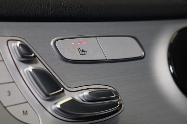 Mercedes-Benz GLC Coupé 300e 4MATIC AMG 63 Look / Memory / Digital Cockpit / Open Dak / Camera / Acc / Trekhaak / Led