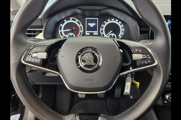 Škoda Kamiq 1.0 TSI Ambition Full-led Navigatie 17'inch lmv