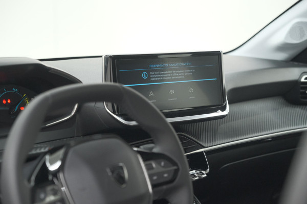 Peugeot 208 1.2 Hybrid 110 e-DCS6 Business | Direct Leverbaar | Apple Carplay | Parkeersensoren