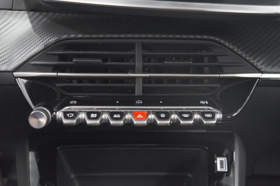 Peugeot 208 1.2 Hybrid 110 e-DCS6 Business | Direct Leverbaar | Apple Carplay | Parkeersensoren