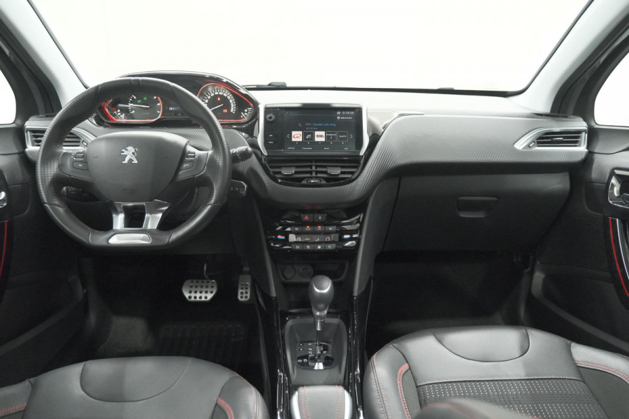 Peugeot 2008 PureTech 110 EAT6 GT-Line | Trekhaak | Panoramadak | Apple Carplay | Parkeersensoren