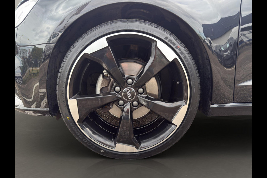 Audi A3 Sportback 30 TFSI | Navi | Airco (automatisch) | Parksenors V+A | 19" Velg | Cruise Control |