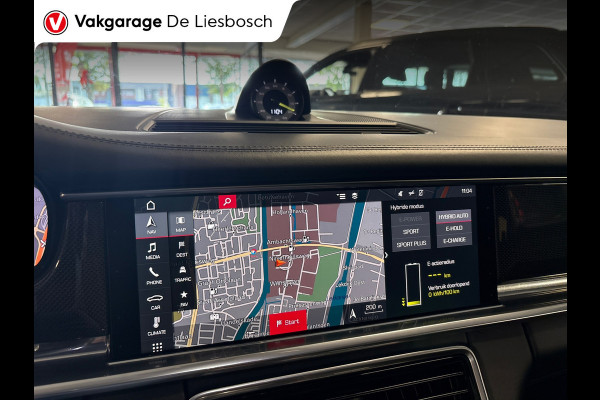 Porsche Panamera Sport Turismo 4.0 Turbo S E-Hybrid/pano/leer/keramisch/bose/softclose/sportchrono