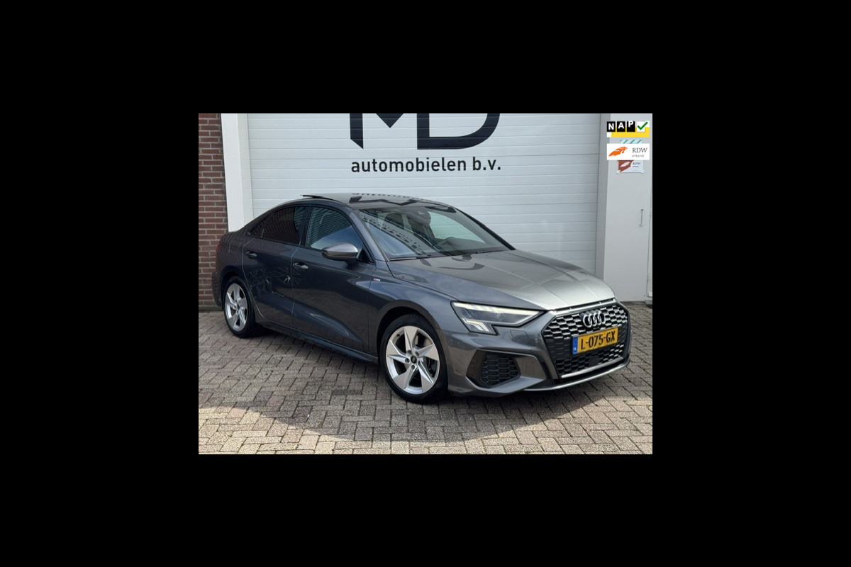 Audi A3 Limousine 30 TFSI S edition -Panorama-Virtual-Matrix